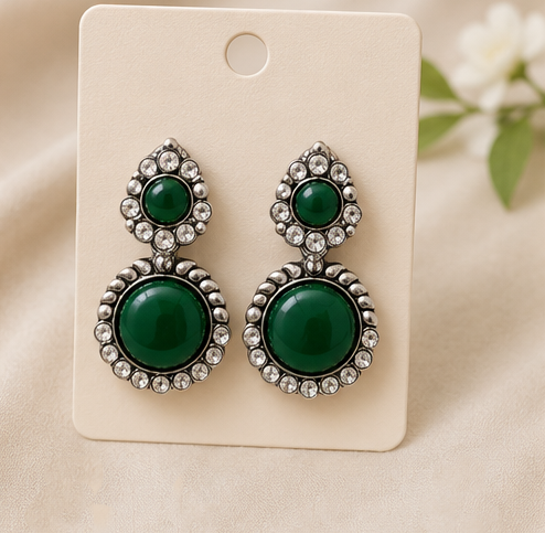 Elegant Oxidized Stone Stud - Image 3